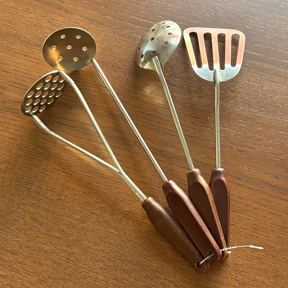 VINTAGE - MCM Stainless Steel Kitchen Utensil Set with Composite Handles